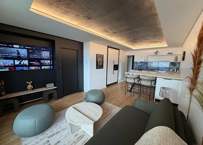 Apartman D'architecte Face A La *